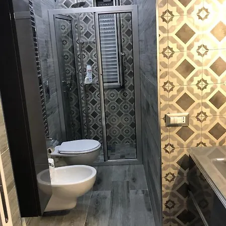 ベッド・アンド・ブレックファスト Giulia ポッツオーリ