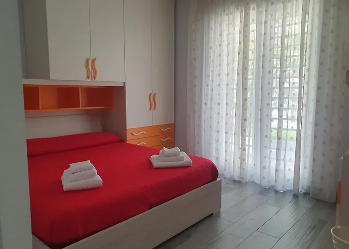 Giulia ポッツオーリ